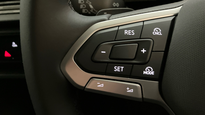 Volkswagen Caddy Cargo C20 Diesel 2.0 TDI 122PS Commerce Pro Van DSG [Tech Pack]